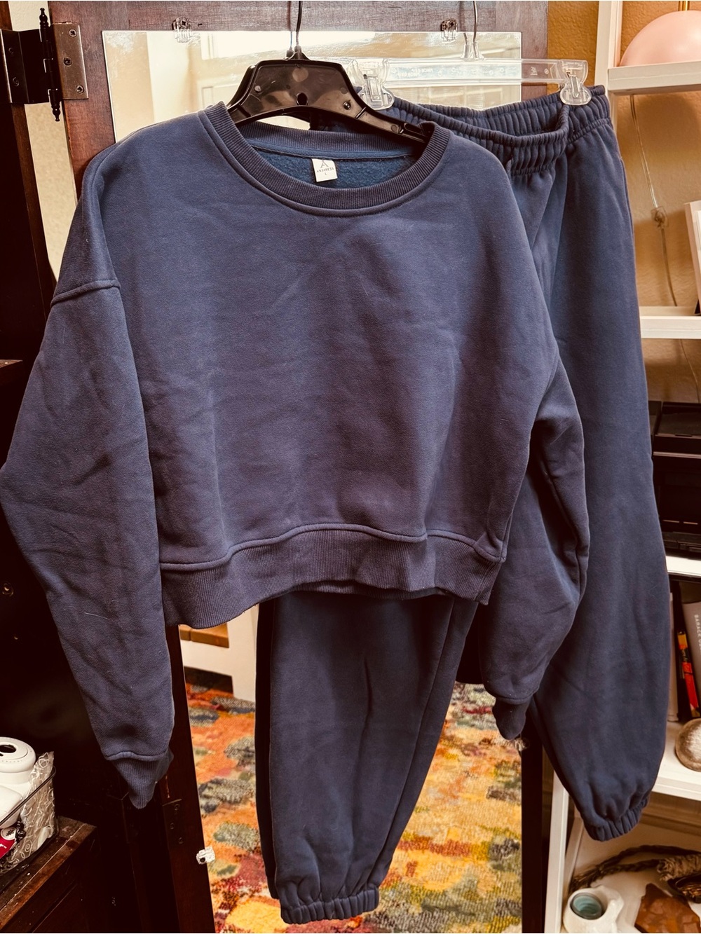 Cozy muted Navy Sweatshirt & Jogger Set
